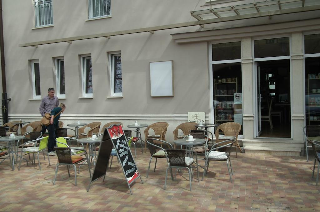 Szent Gellért Hostel Székesfehérvár Exterior foto