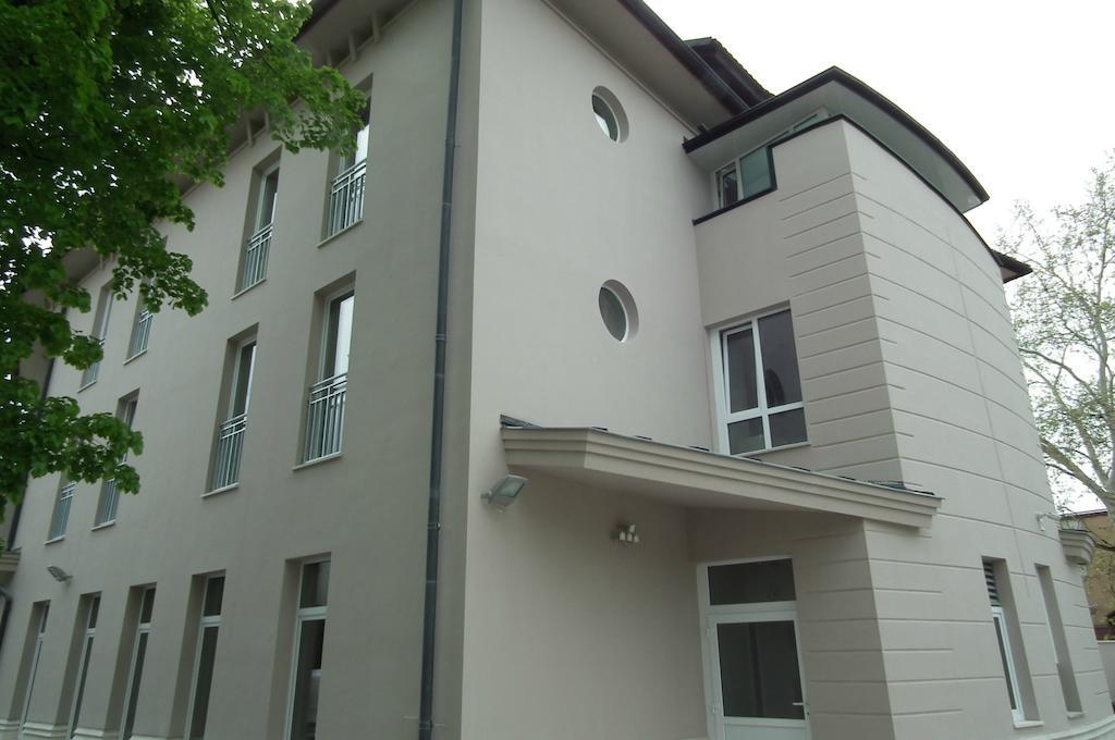 Szent Gellért Hostel Székesfehérvár Exterior foto